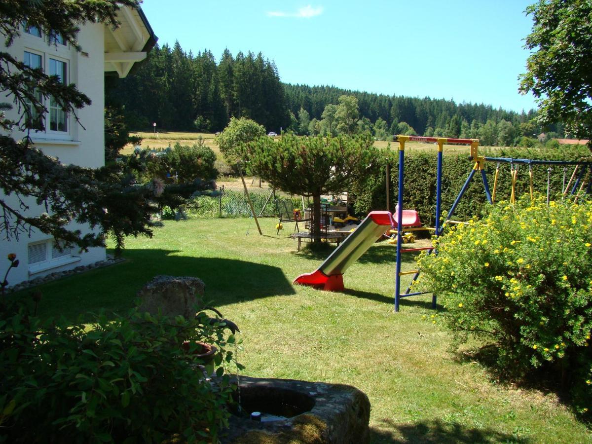 Schoenes Doppelzimmer Mit Separater Kueche Im Noerdlichen Nationalpark Schwarzwald Forbach Exteriér fotografie